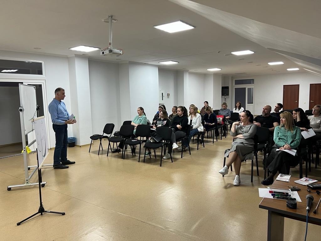 25 апреля состоялся мастер-класс "Звучи собой" для профессионального сообщества КМВ, в котором приняли участие преподаватели, психологи, логопеды, студенты филиала направления «Психология» и тд.